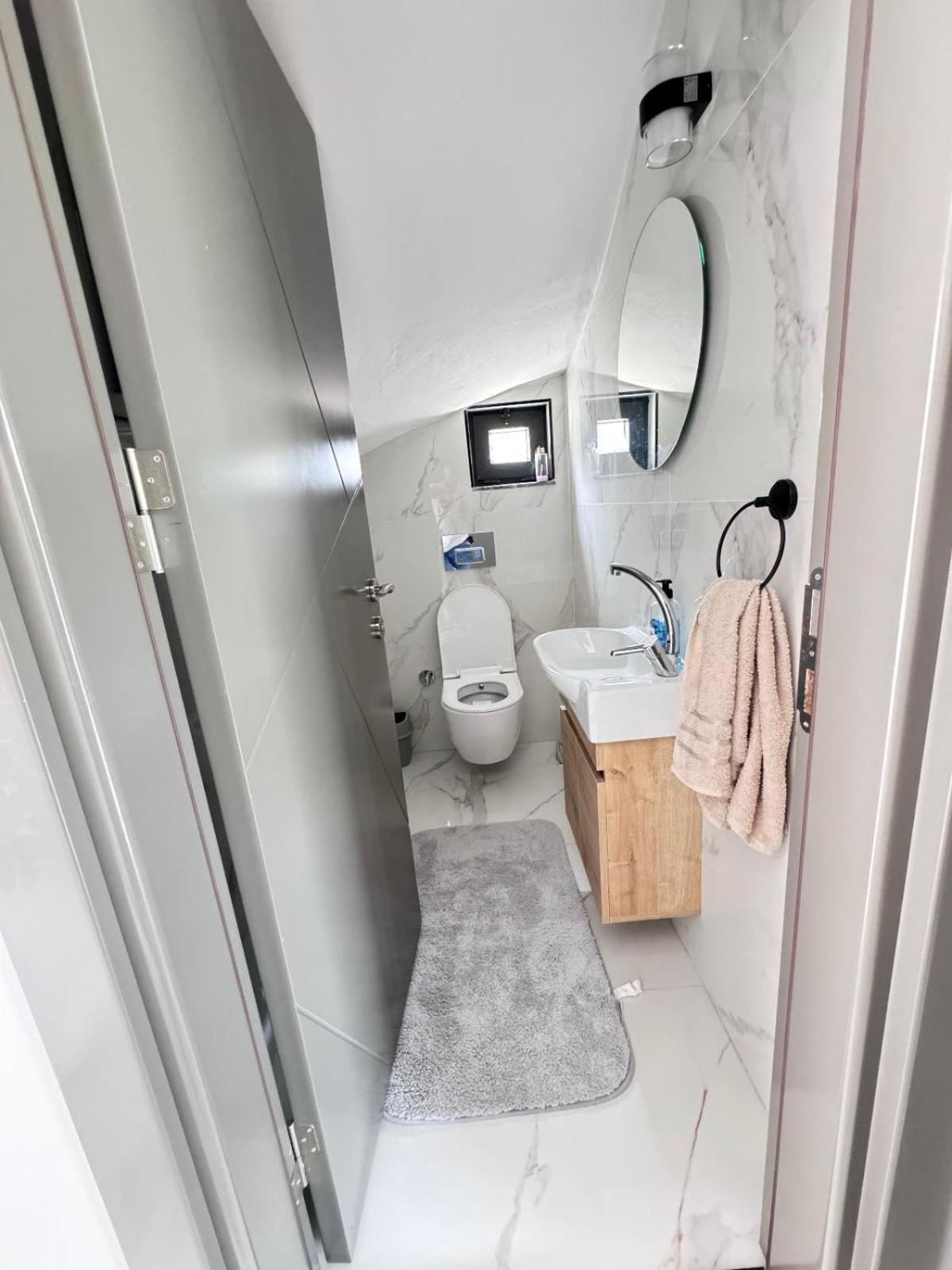 Kemer Kutlu Villa *